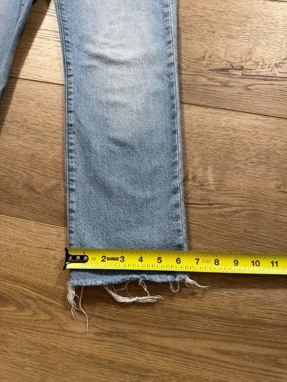 Madewell The Perfect Vintage Jean Raw Hem Light Wash Size 26 - Picture 3 of 7